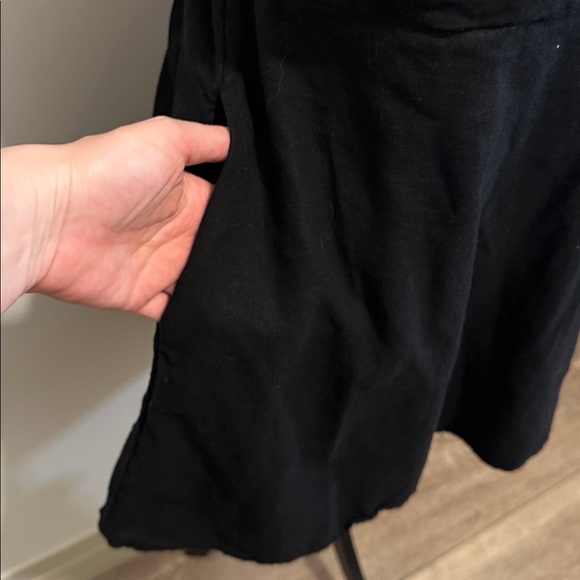 Old Navy Black Linen Tie-Strap Mini Dress Smocked Pockets M Petite - Picture 3 of 7